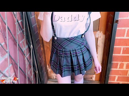 ❤️ Schoolgirl Mengisap penisnya dalam-dalam dan meniduri alih-alih kelas. Pono berkualitas pada kami id.porngameshub.ru