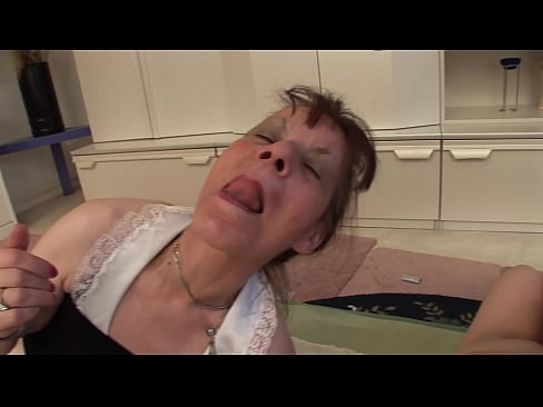 ❤️ Dua nenek dan satu kakek memiliki threesome Pono berkualitas pada kami id.porngameshub.ru